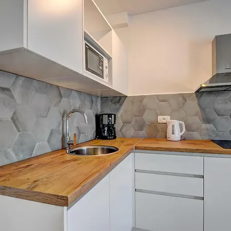 Apartman M Póla